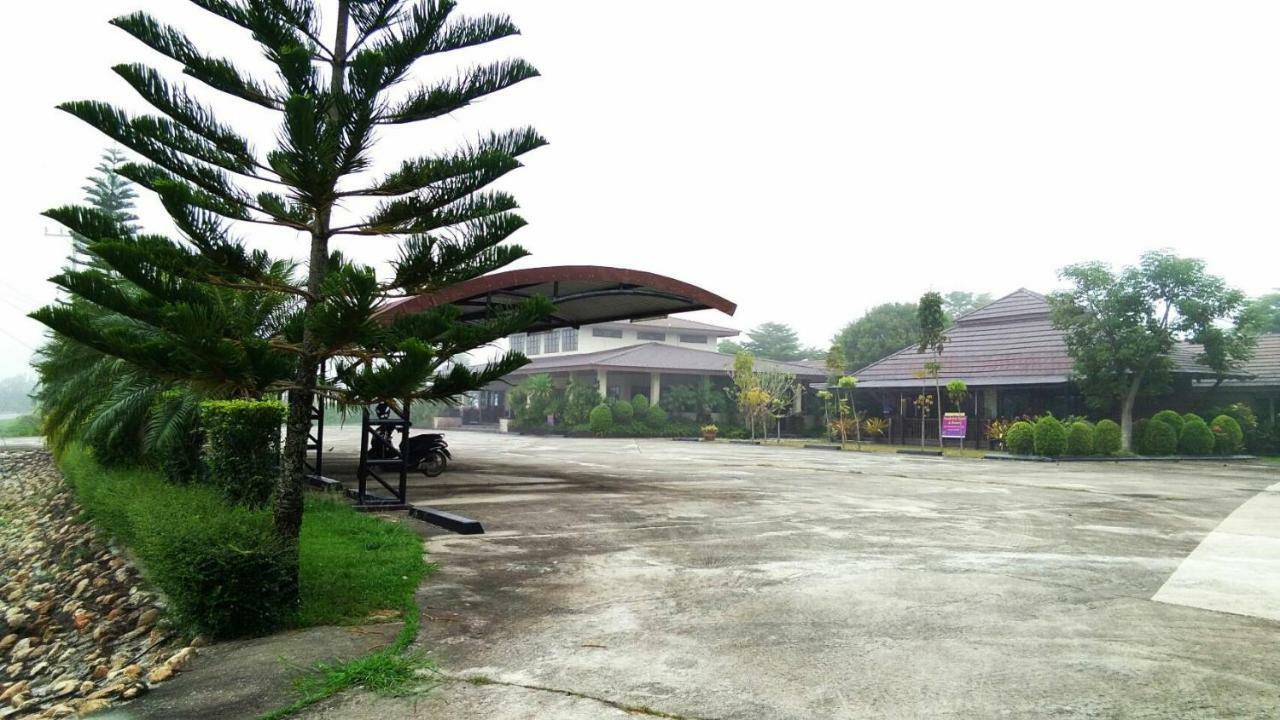 Northstar Hotel & Resort Ban Mae Kon Екстериор снимка
