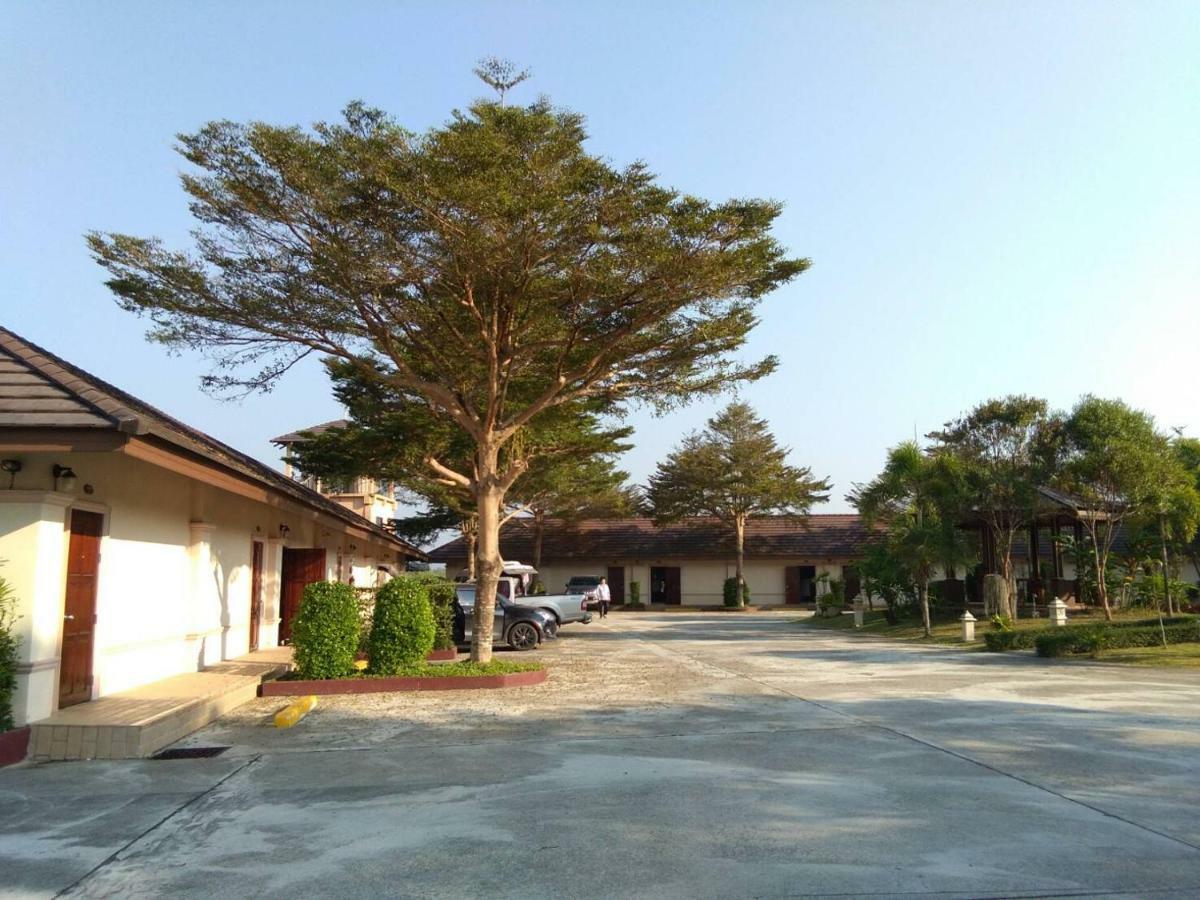 Northstar Hotel & Resort Ban Mae Kon Екстериор снимка